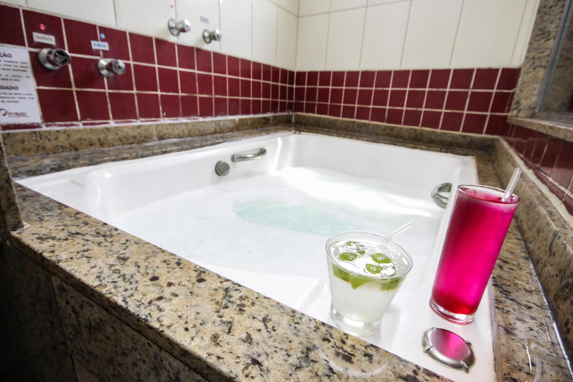 Mirage Hotel 2*